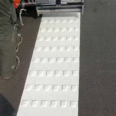 Αγορά Κονβές θερμοπλαστικό χρώμα σήμανσης δρόμου Ανυψωμένο προφίλ Αγγίξιμη ανάδραση Υψηλή ορατότητα διαδικτυακή κατασκευή